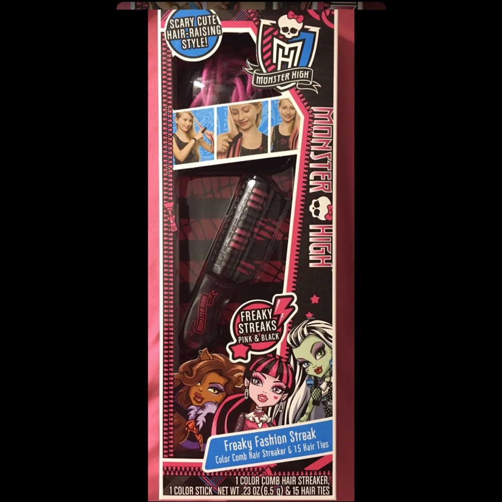Monster High Freaky Fashion Streak Box Set